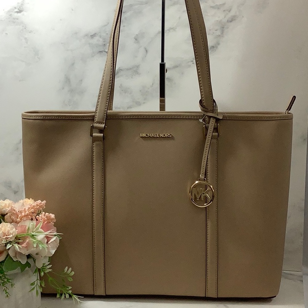 NWT Michael Kors Sady Large Tote Bag Bisque